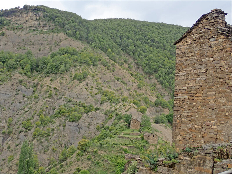 Aragon Escalona sentier Muro de Bellos 020618 17 village abandonné piste