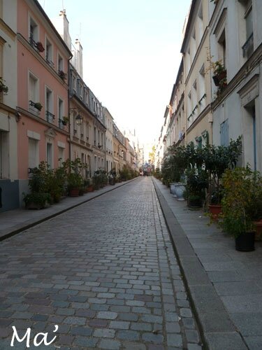 131024_rue_cremieux1
