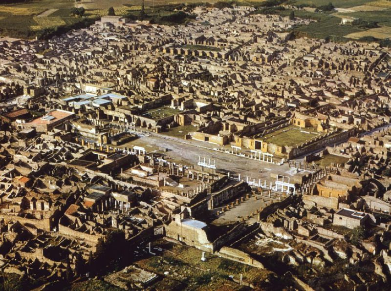 pompeii-forum