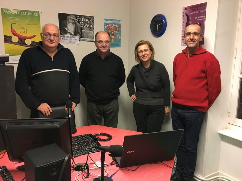 Avranches FM radio webradio Jacques Tholon Sylvain Auvray Stéphane Moreau Sophie Grosfils