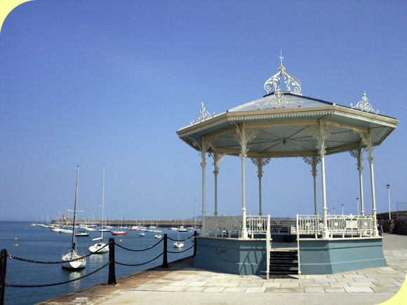 dun_laoghaire_east_pier