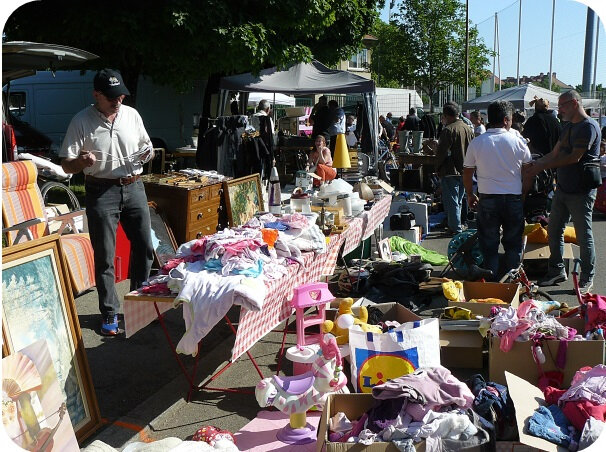 Quartier Drouot - Marché aux puces 67