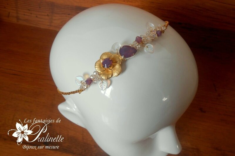headband-bijoux-mariage-brodé-fleur-dorée-cristaux-swarovski-sur-chaine
