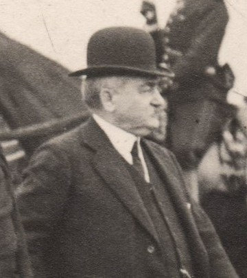 1913 04 23 Belfort CPhoto Ministre Guerre Eugène Etienne aux Fougeraies R1