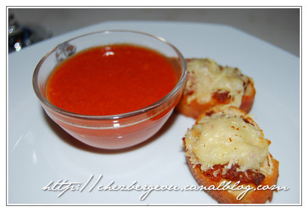 Un gaspacho tomates-piquillos pour le retour recettes Espagne je tadore !!!!