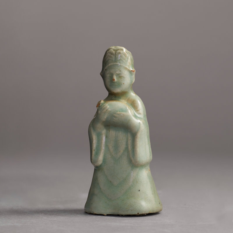 A rare celadon stoneware water dropper, Goryeo dynasty (12th century)