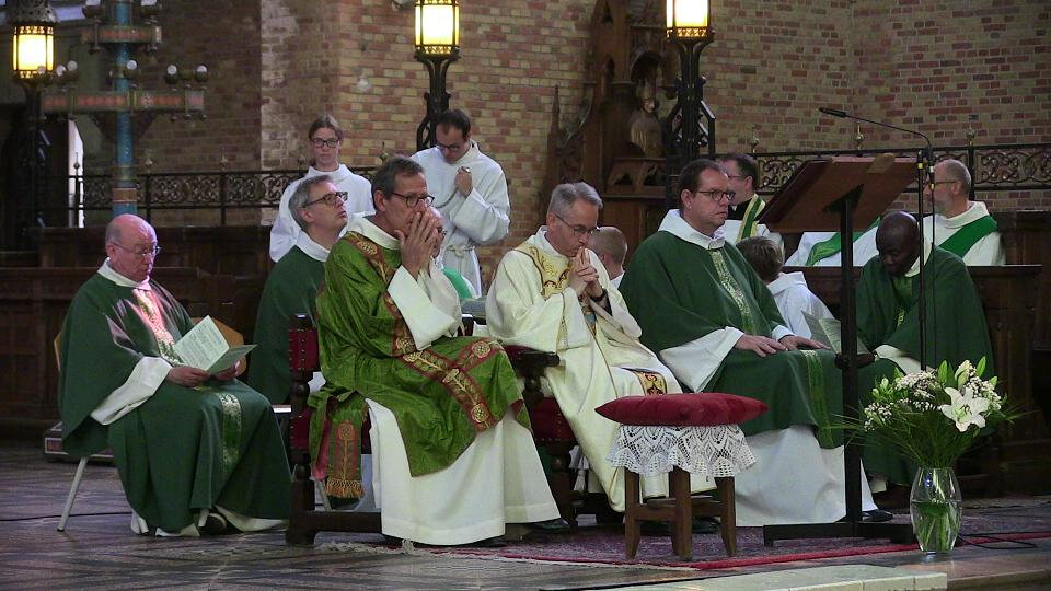 2019-09-22-installation Père DUQUESNE (6)