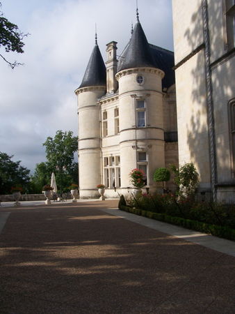 Château de Mirambeau -Charente Maritime