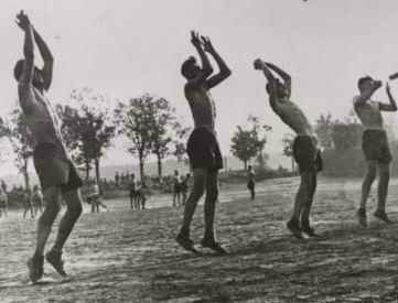 1934