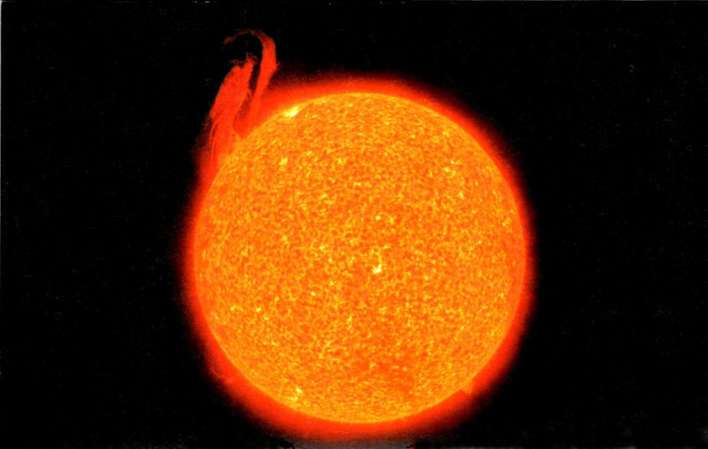 Astre solaire Source chaude irradiante à 5500 K 300 K°