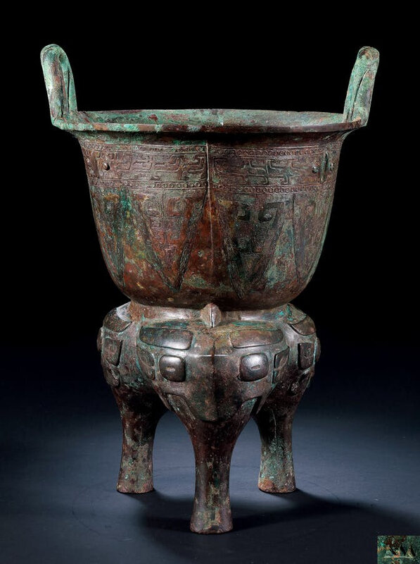 An Archaic Bronze Tripod Steamer, Yan, Late Shang to Early Western Zhou Dynasty, 1600-1046 BC