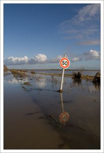 Aiguillon_inondation_panneau_50_280210