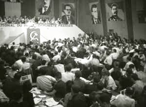 Xe congrès PCF 1945 (1)