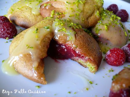 domes_pistache_framboise_sauce_citron6