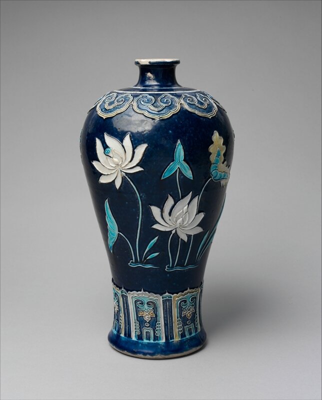 Bottle with Lotuses, Ming dynasty (1368–1644), late 15th century