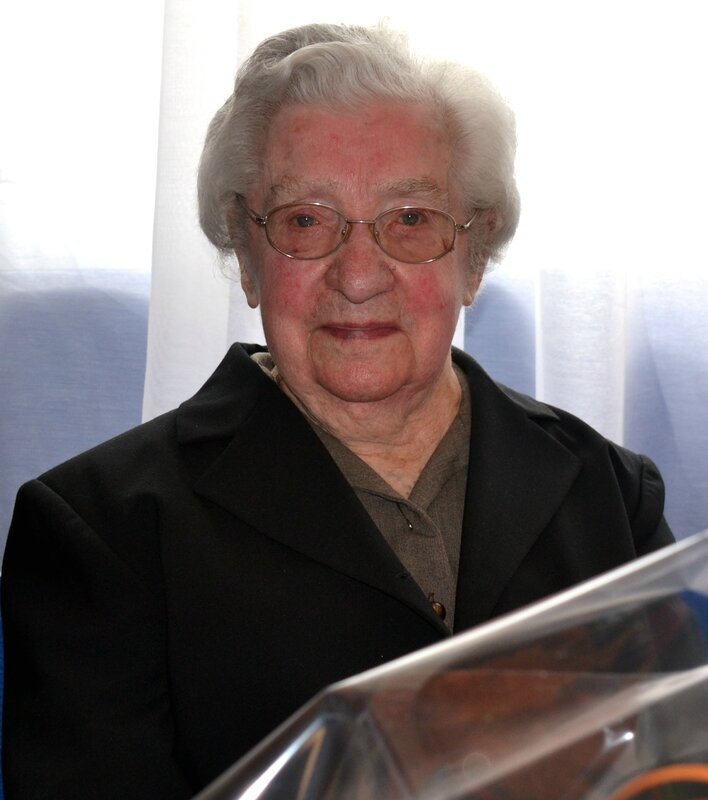 CLUB SNCF 3e âge CENTENAIRE Marie Graux portrait