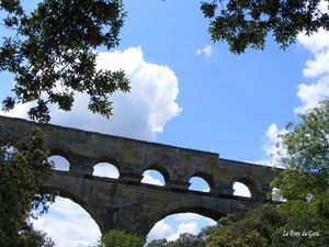 Pont_du_Gard__1600x1200_
