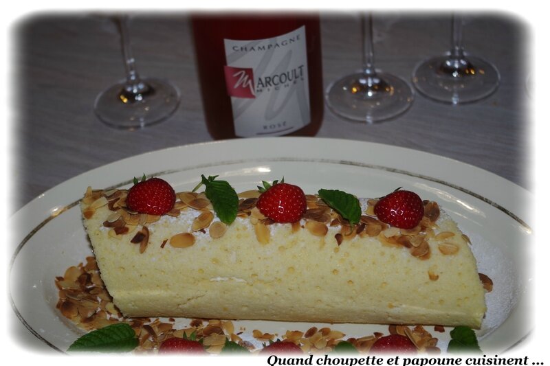roulé aux fraises-9467