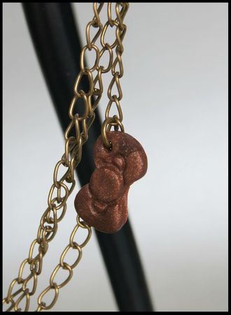 collier bronze trois rangs zoom breloque noeud