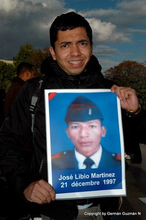 Pablo E Moncayo 12 ans en captivité par les FARC, Paris 2010 (2)
