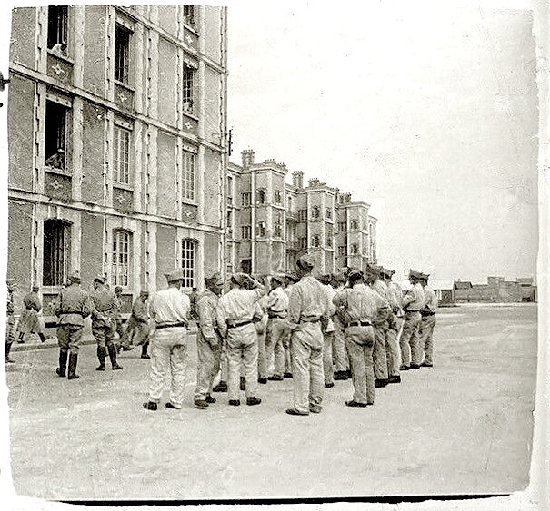 Caen 43e RA Un rassemblement avril 1934