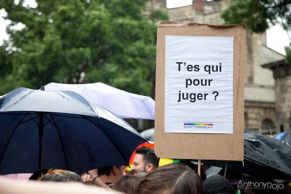 Marche des fiertés Gay Pride Bordeaux (10)