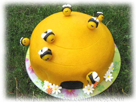 recettes Gâteau 3D : ruche et petites abeilles