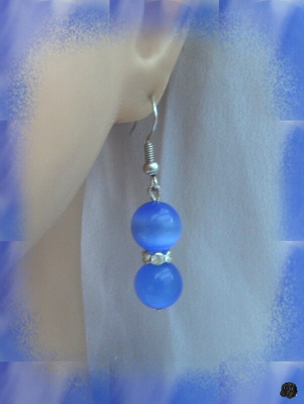 Boucles d'Oreilles Océane Perles Oeil de Chat Bleu 10 mm Rondelles De Strass Crystal Argenté