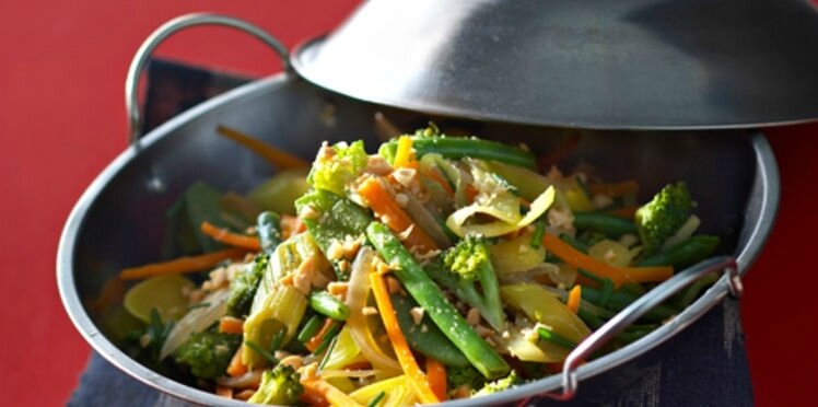 wok de legumes d'automne aux cacahuetes