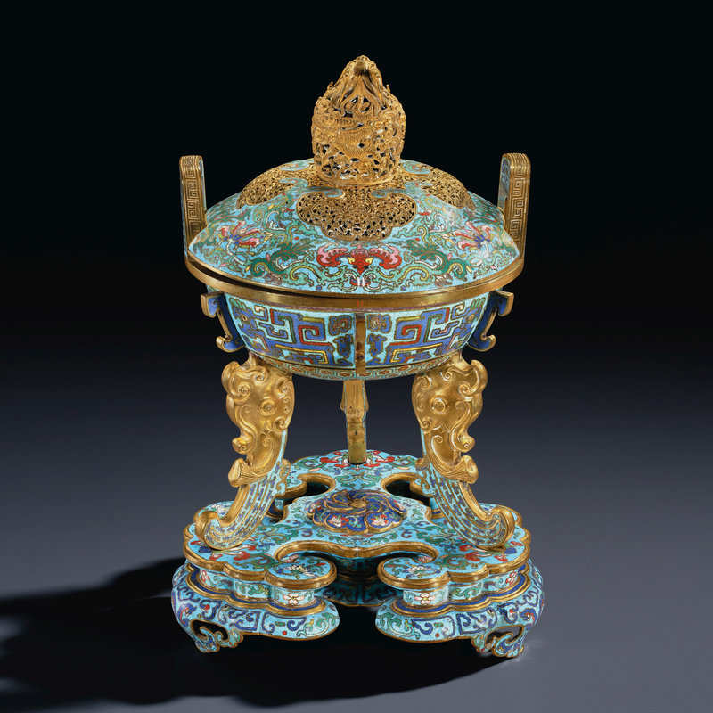 2021_NYR_19547_0916_000(a_superb_cloisonne_enamel_tripod_censer_cover_and_stand_qianlong_perio032217)