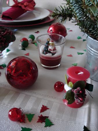 D_coration_de_table_en_rouge_et_vert_noel__12_