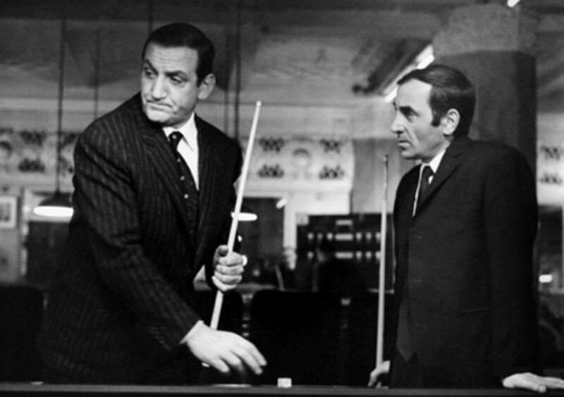 Charles-Aznavour-et-Lino-Ventura-dans-La-Metamorphose-des-cloportes_exact1024x768_l
