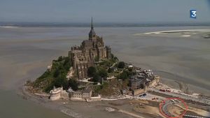 Tour de France 2013 le Mont-Saint-Michel portion route 150