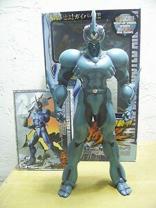 Guyver_12inch_special_with_comics