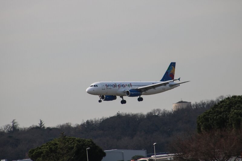 Airbus A320 de Small Planet Airlines