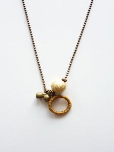 soft_collier_ocre