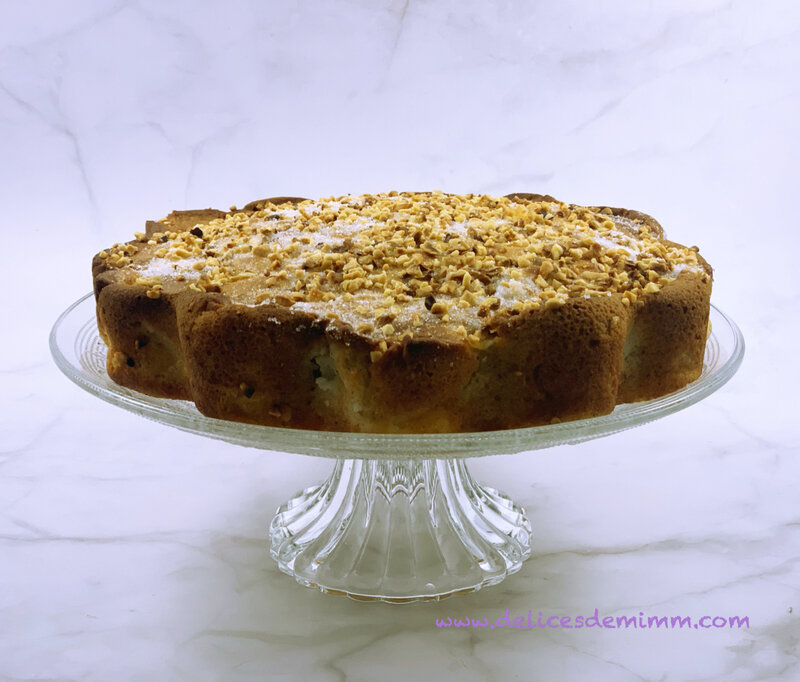 Gâteau moelleux d’automne pommes-noisettes