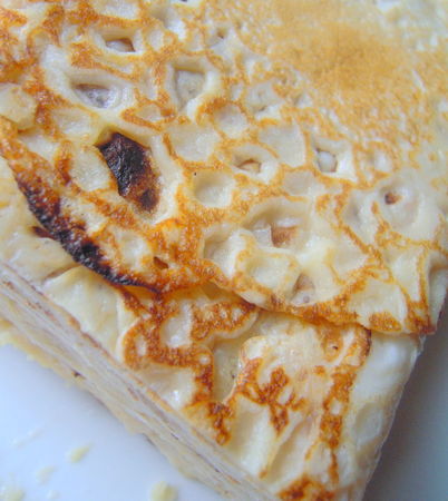 g_teau_de_cr_pes_aux_pommes__sauce_au_caramel_sal__018