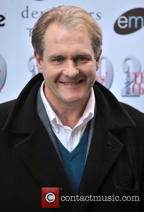 robert_bathurst_2204425