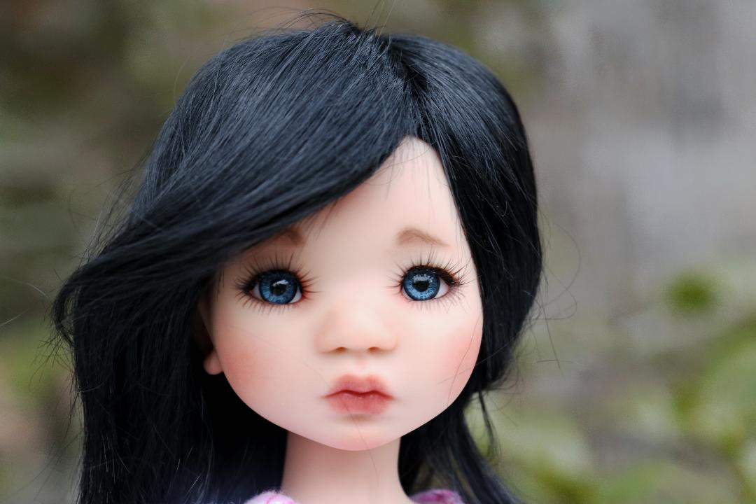 Avery (1)