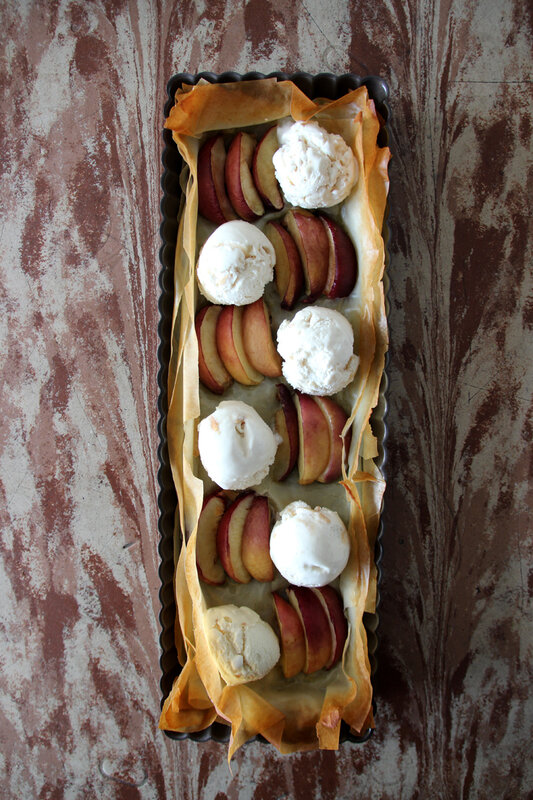 tarte_filo_nectarine_creme_glacee