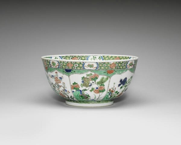 A large famille verte bowl, Kangxi period (1662-1722)