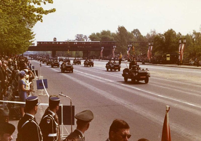 15-06-1965-012 Journée Inter-Alliées Régiment du Train sur DKW