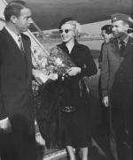 1954-02-11-japan-3-airport_Iwakuni-021-1a