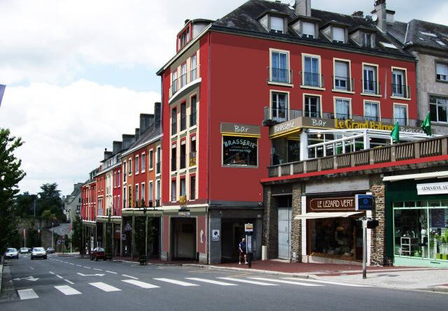 le-peintre-saint-lois-va-colorer-lisieux_0