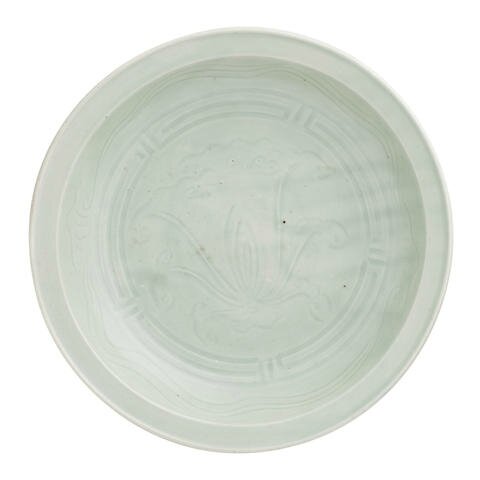 A large celadon saucer dish, Ming dynasty