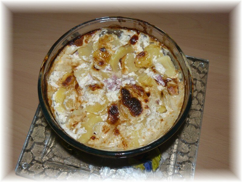 Gratin dauphinois au jambon et aux lardons recettes Pommes de terre dauphines aux jambon et aux épices.