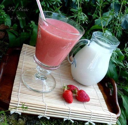 Smoothie fraise lait avoine