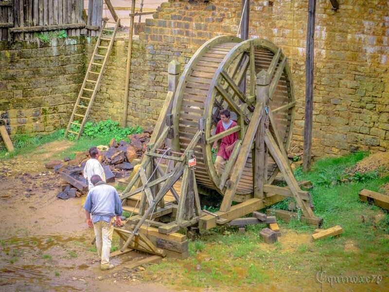 technique de construction du moyen Age, la cage à écureuil (1)