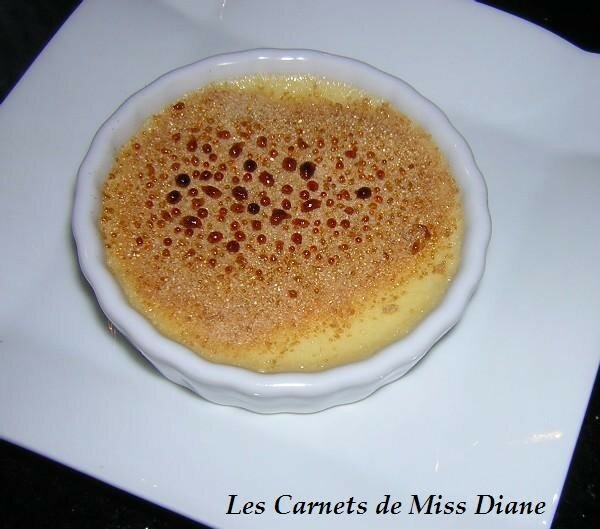 Crème brûlée classique à la cardamome